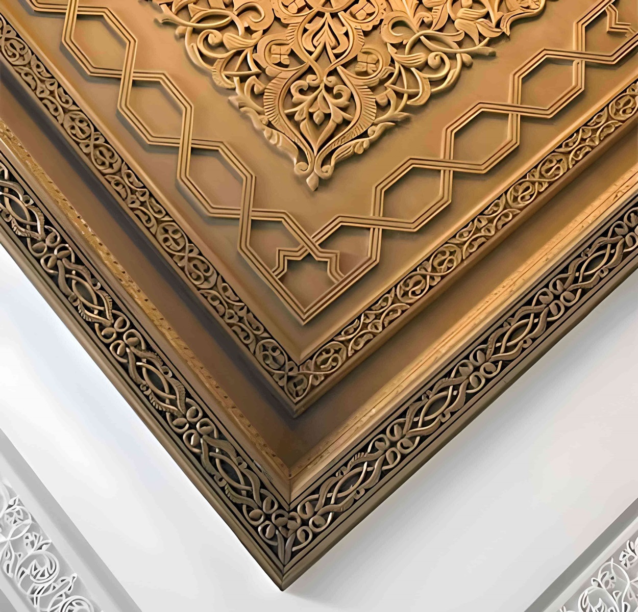 Falso techo de madera con motivos complejos y elegancia palaciega